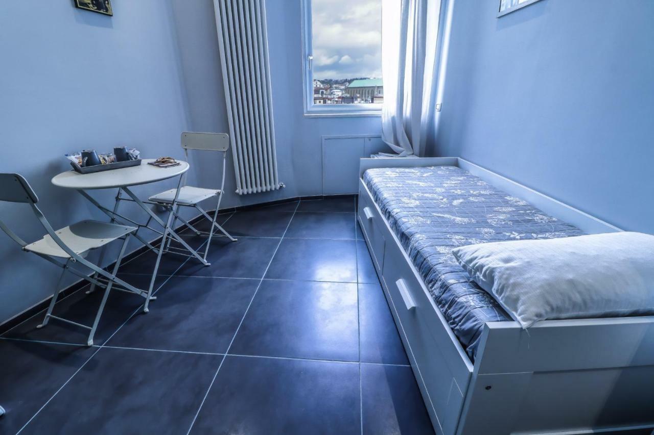 Il Grattacielo B&B Νάπολη Εξωτερικό φωτογραφία